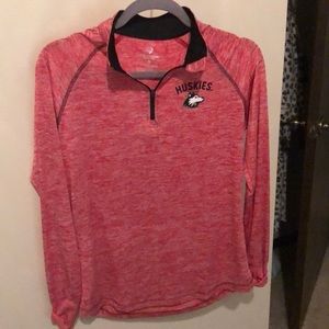 Northern Illinois University pullover top, size M